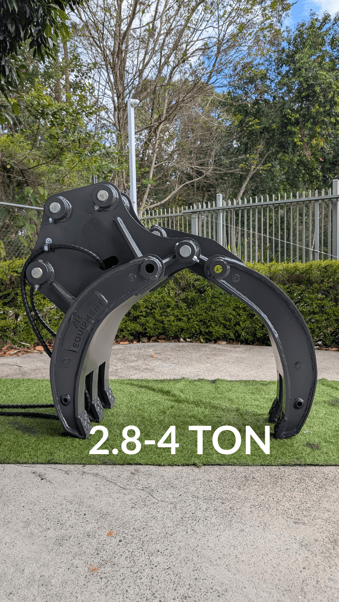 Excavator Hydraulic Log/Rock Grabs - Image 11