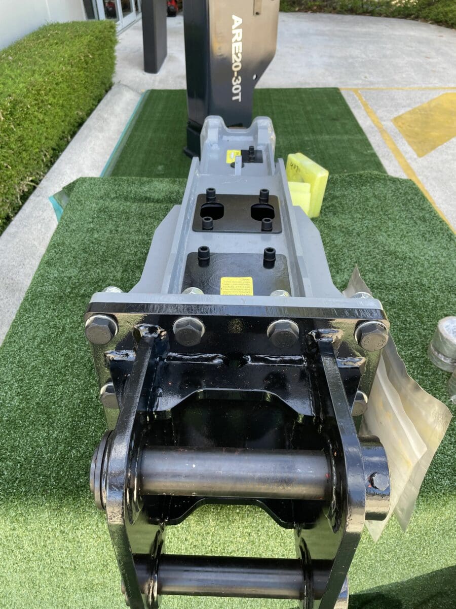 Excavator Rock Breakers - Image 11