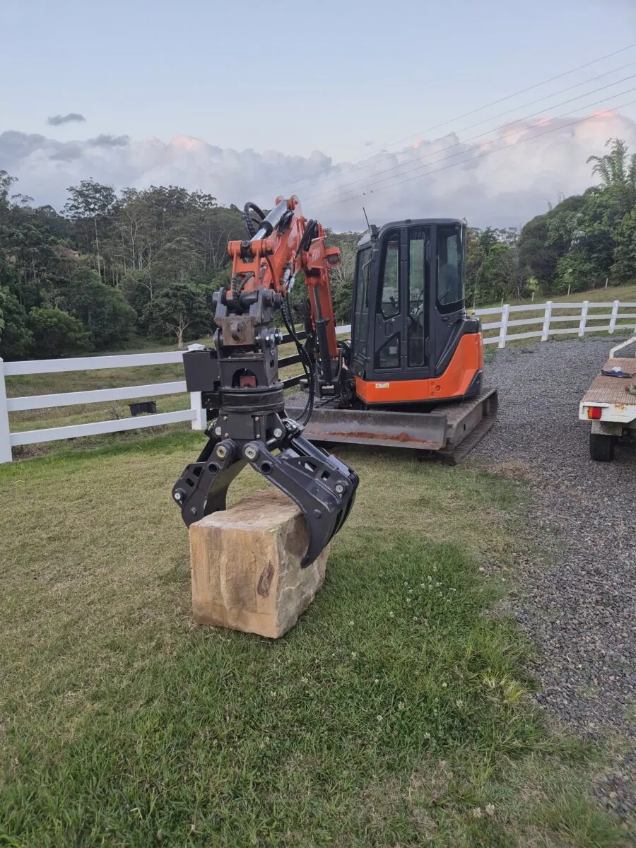 Heavy Duty Rotating Grab - Image 16