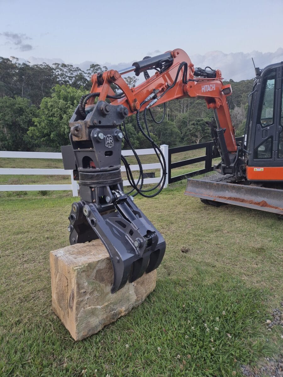 Heavy Duty Rotating Grab - Image 13