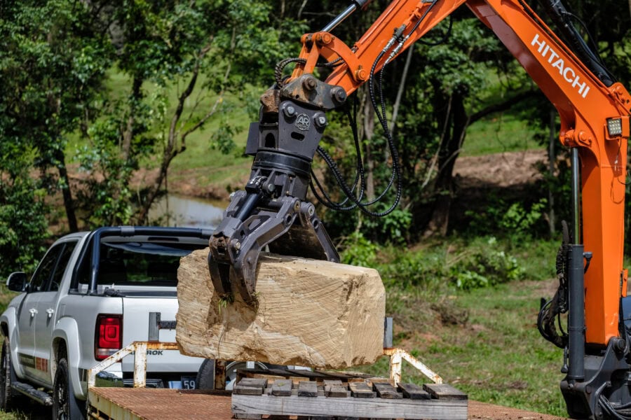 Heavy Duty Rotating Grab - Image 4