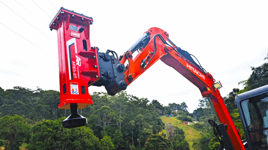 Excavator Post Rammer - Image 2